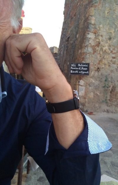 blue_shirt
